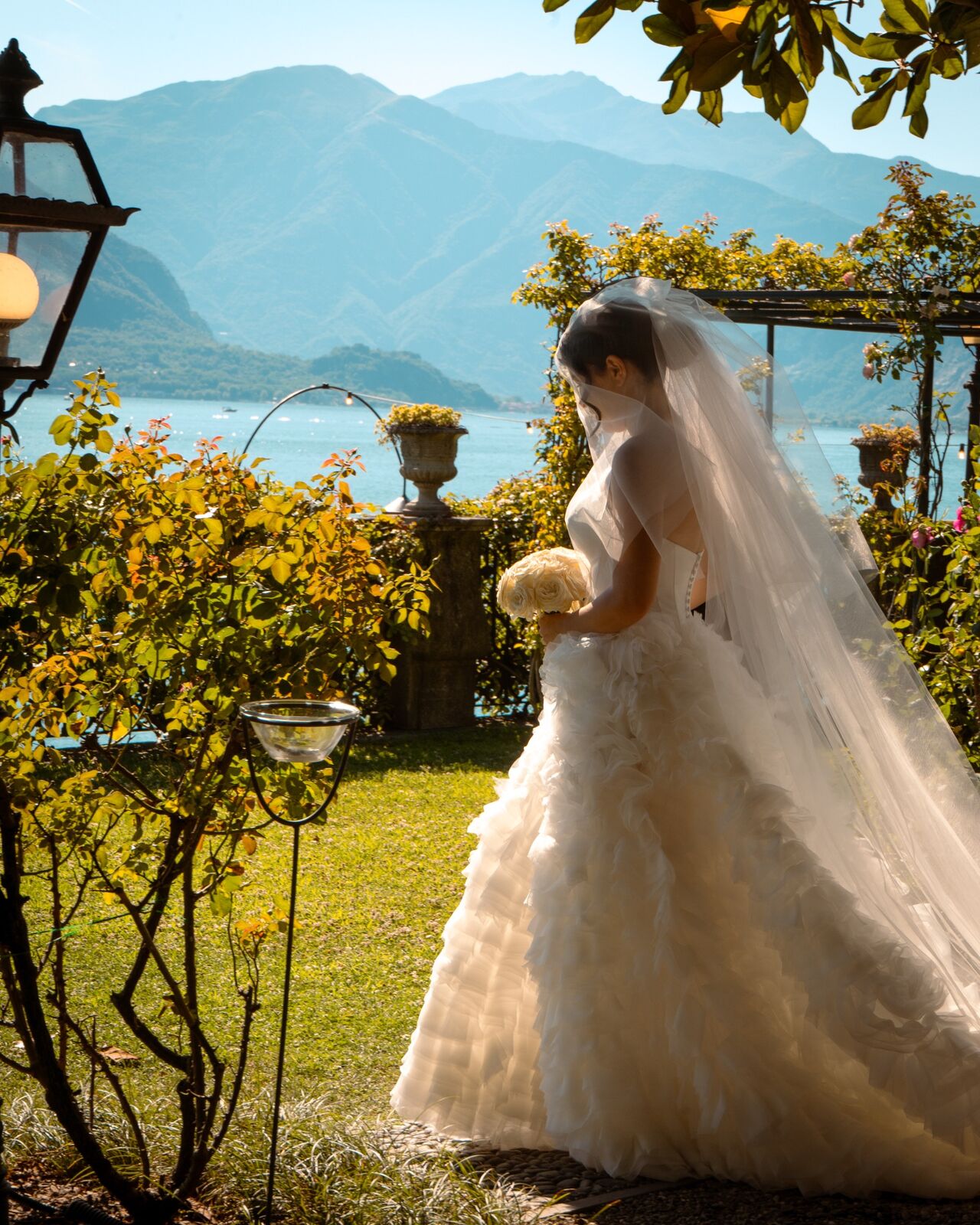 Coppia durante una festa di matrimonio